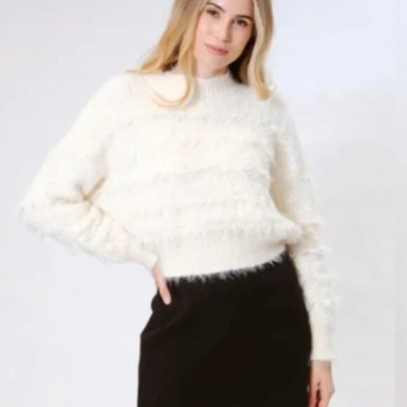 NWT AREA STARS LEILA FUZZY EYELASH DOLMAN SLEEVE IVORY CREAM SWEATER SMALL - Picture 3 of 12